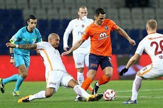 Başakşehir-Galatasaray maçı zirvede, ikincilik yarışı nasıl bitti?